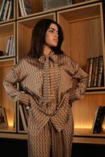 ⁦B-Print Statement Trousers⁩ - الصورة ⁦2⁩